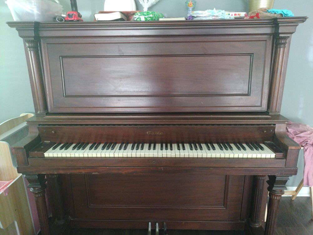 Gable piano 50 Years 