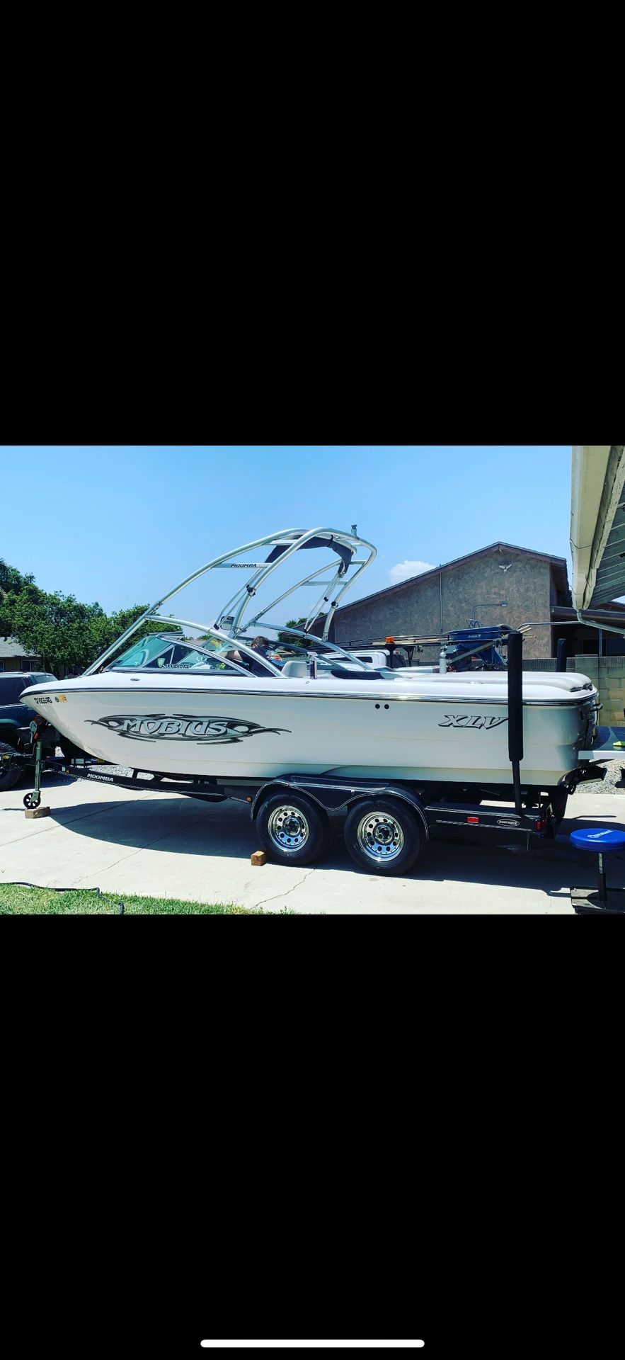 2005 Moomba Mobius