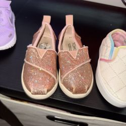 Tom’s Shoes