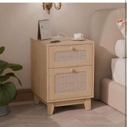 Wicker Rattan Nightstand Set of 2, Charging Station