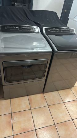 WASHER AND GAS DRYER SET