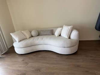 Beautiful modern sofa New 