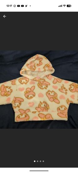 Hot Topic crop top sweaters