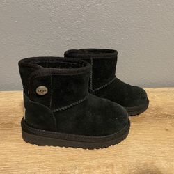 Uggs Size 8 