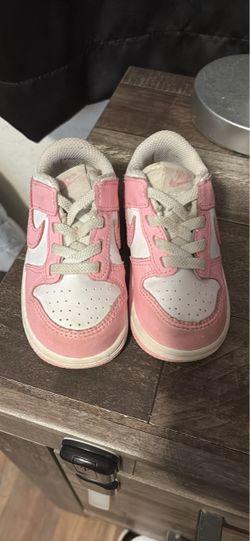Nike Dunk Low Sneakers Pink and White Toddler