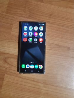 Samsung S24 256gb in New conditions..ready for any carrier..unlocked
