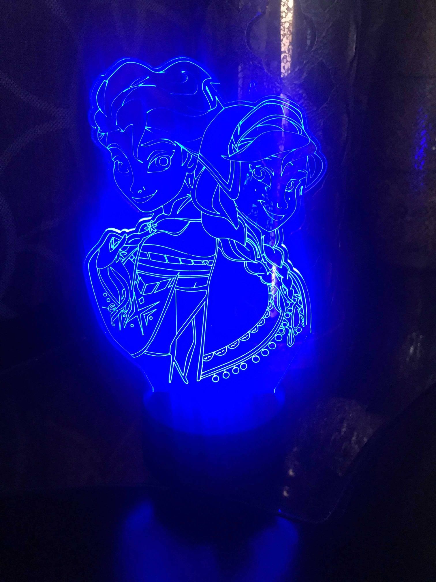 Elsa from frozen hologram lamp