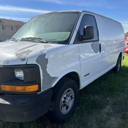 05 Chevy Express 2500 