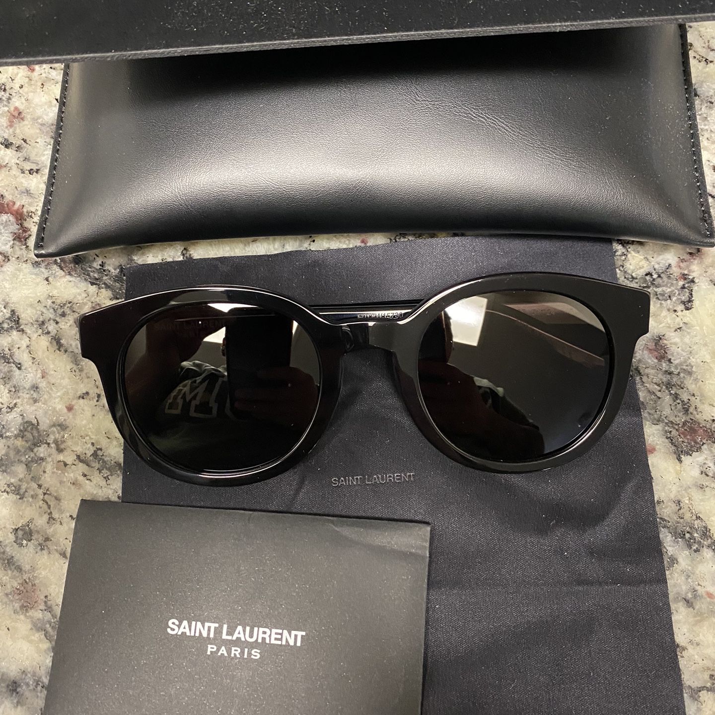 Louis Vuitton Sunglasses for Sale in San Antonio, TX - OfferUp