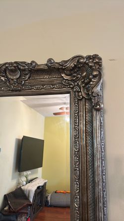 Everything In The Picture Antique Beautiful Mirror From Value City