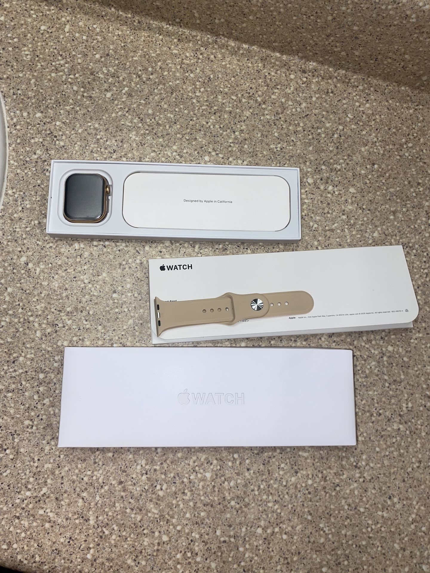 Apple Watch Series 10 Gold