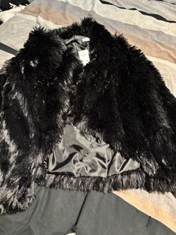 NWT Womens Furry vest