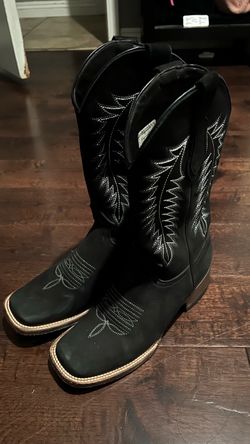 Square Toe Boots