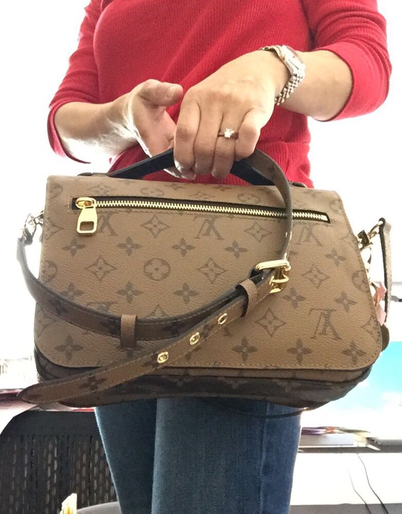 Louis Vuitton Limited Edition Crafty Monogram Metis in White – Chicago  Consignment