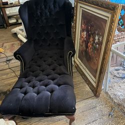 Winged Chassis Lounge Chair