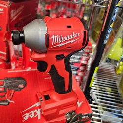 Milwaukee
M18 18V Lithium-Ion Compact Brushless Cordless 1/4 in. Impact Driver (Tool-Only)
