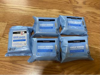 5 Neutrogena Makeup Remover Wipes