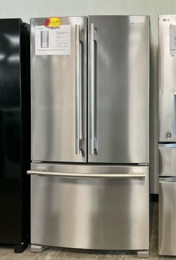 KitchenAid 36 in. 25 cu. ft. Standard Depth French Door Refrigerator w/Internal Water