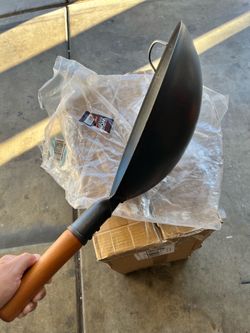 YOSUKATA 14" Carbon Steel Wok with Round Bottom