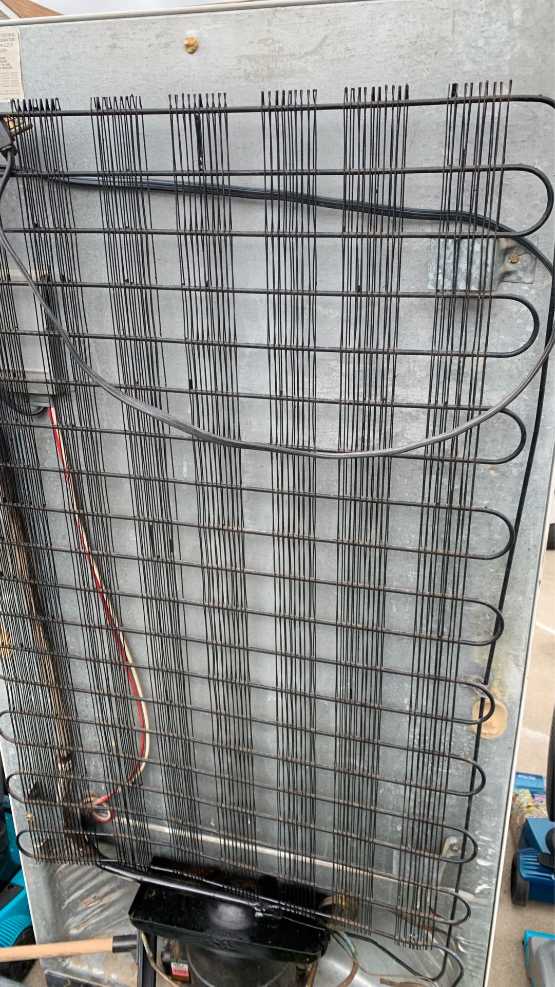 Refrigator with frizer run perfekt 100$