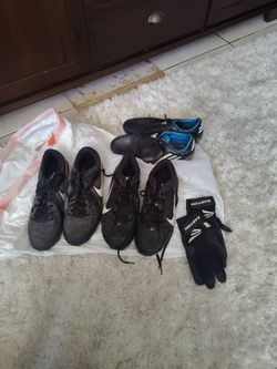 Women's softball shoes