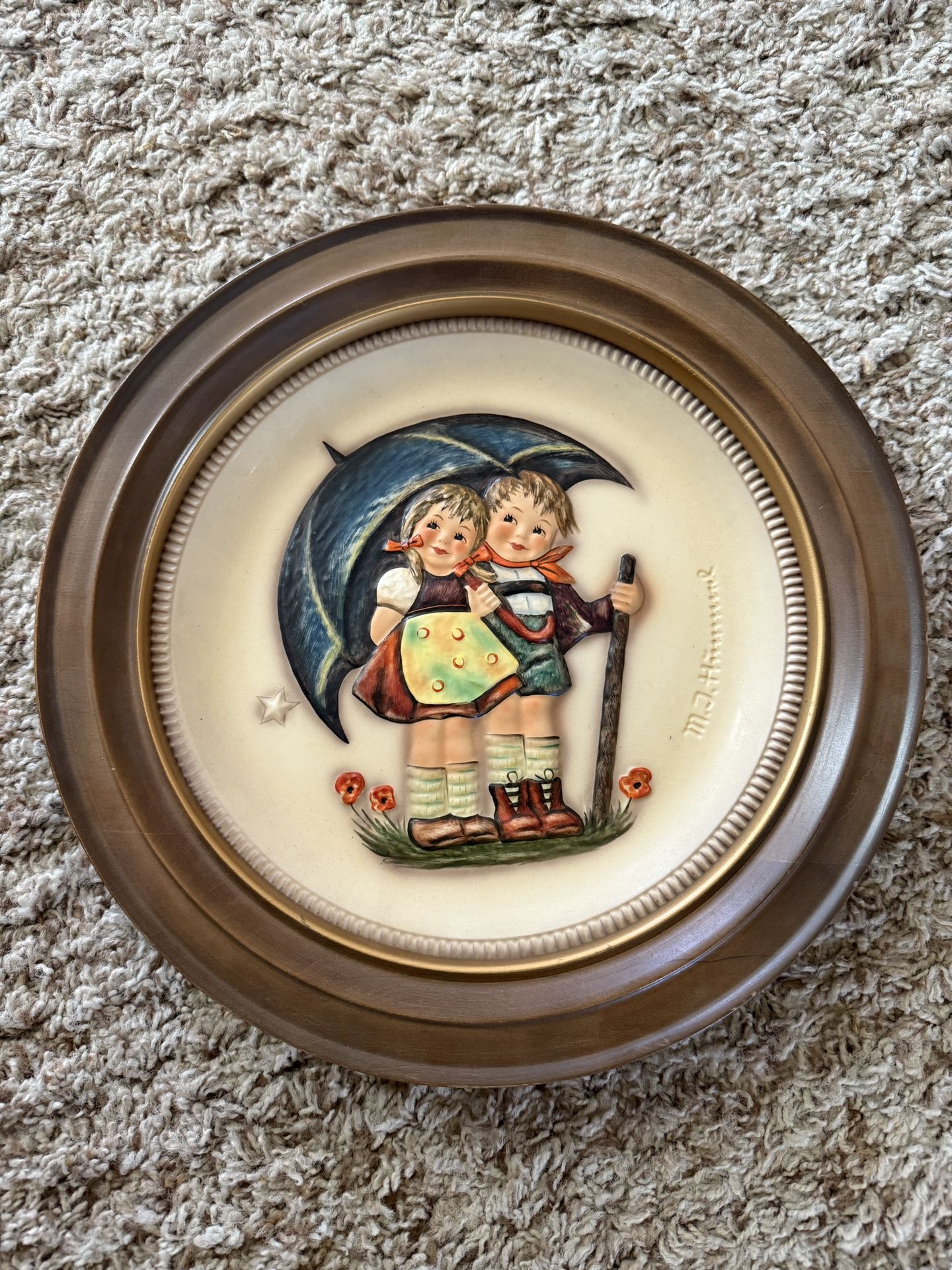 M.J. Hummel 1975 First Edition Anniversary Plate “Stormy Weather” with Wooden Frame