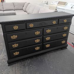 Black large 9 drawer dresser
