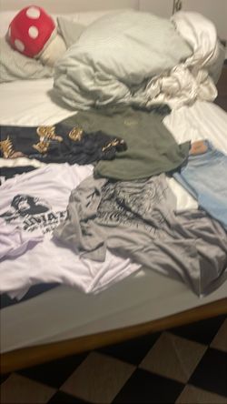 Popular baggy clothes