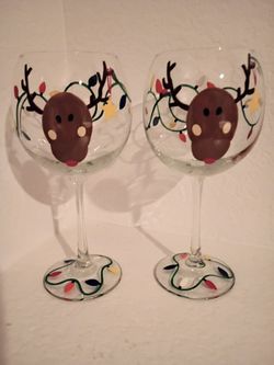 Reindeer Themed Wine Glasses