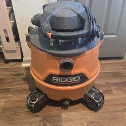 RIGID 16-GALLON WET/DRY VACUUM WITH REMOVABLE HEAD
