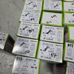 Leviton 15a 125c Receptacle 20a 125v Feed Thuru