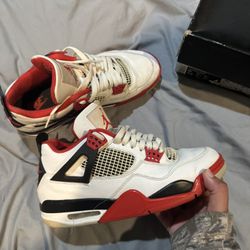 Jordan 4 Fire Red