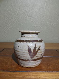 Vintage Ceramic Jar Pot