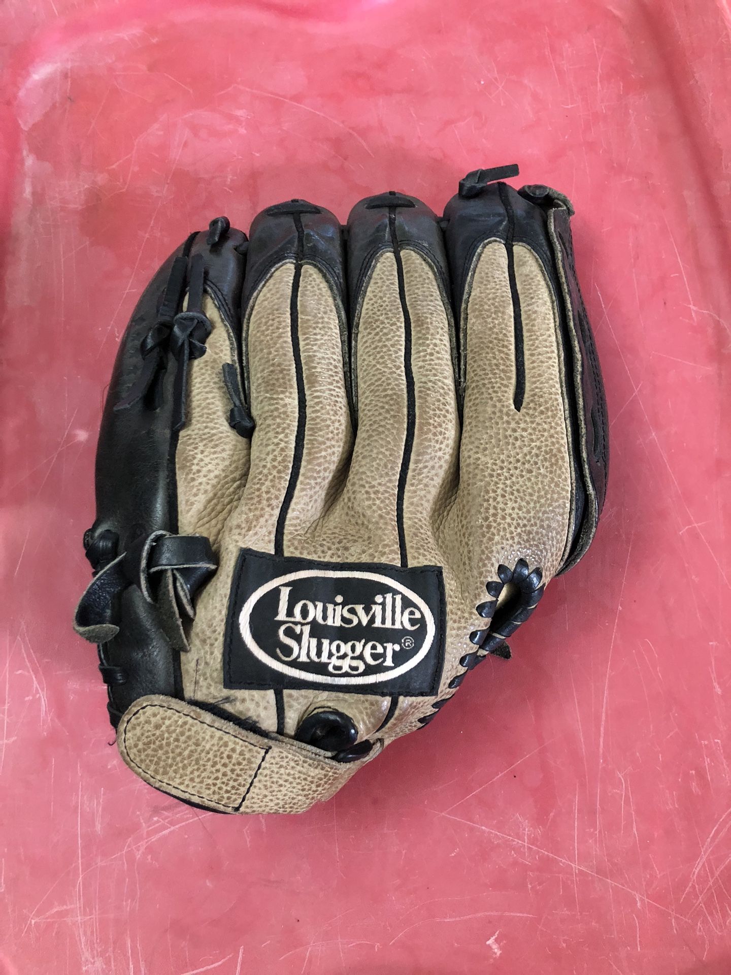 bpst 1300 13 inch louisville slugger Glove Baseball Softball