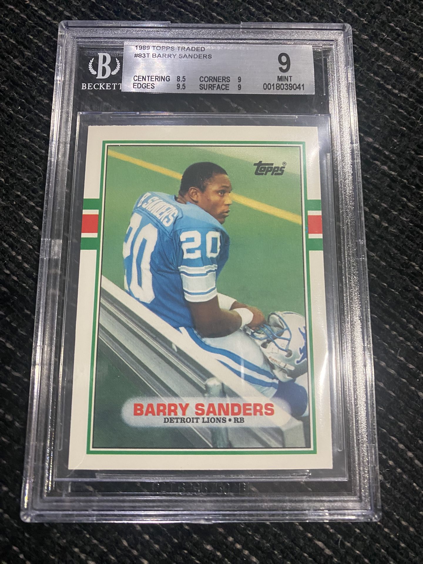 1989 Topps Traded Barry Sanders RC#83T BGS 9