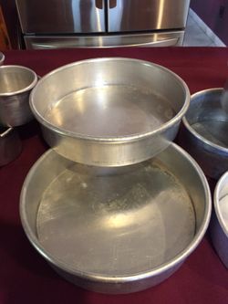 Cake pans