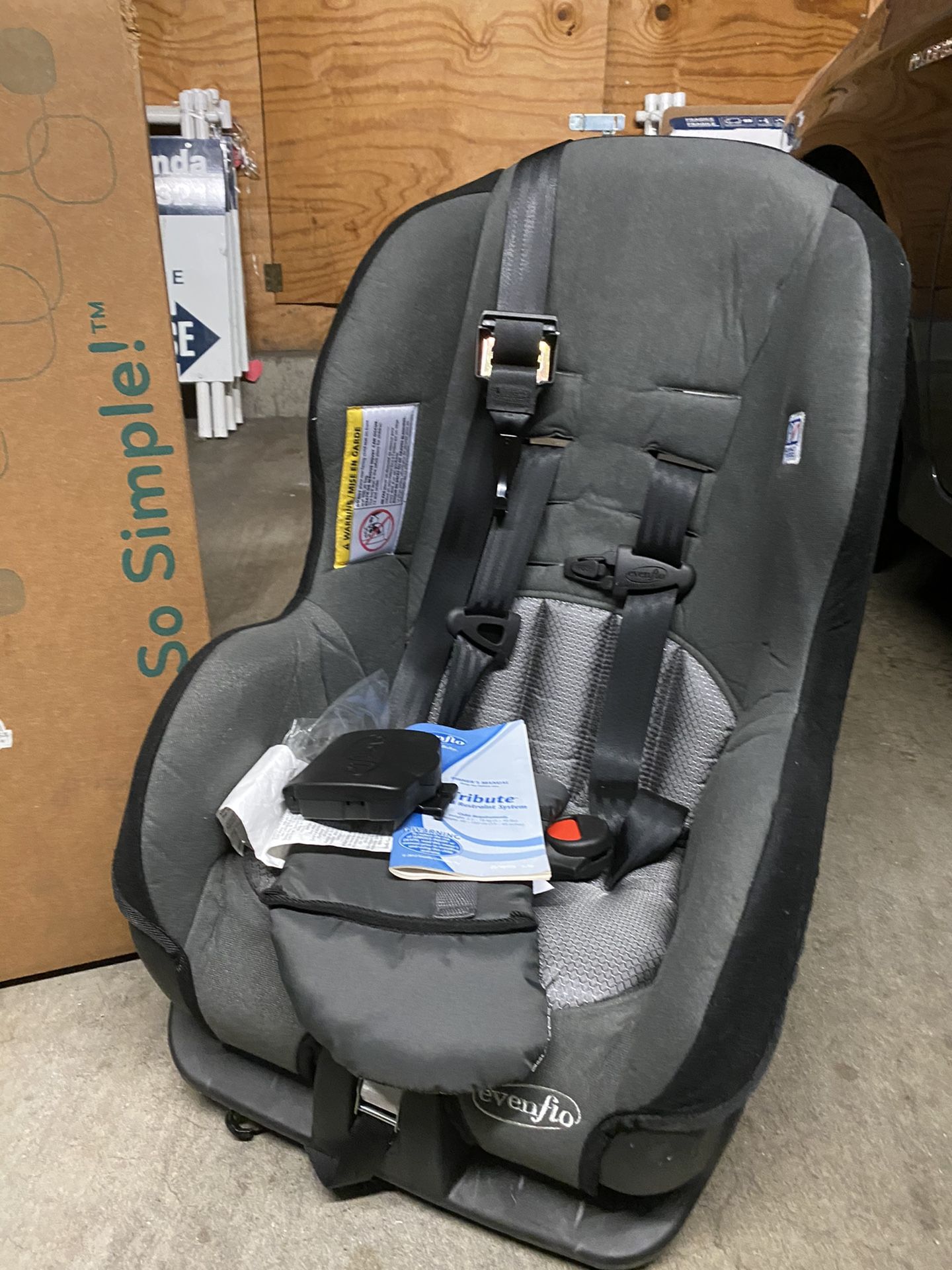 Evenflo child car seat