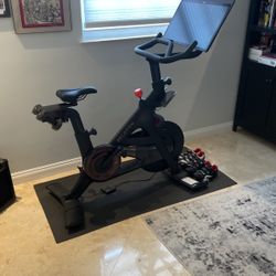 Peloton Cross Training Bike With Included Accessories 
