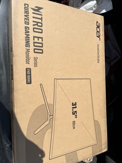 NITRO CURVED GAMING MONITOR 31.5 Inc BRAND NEW 