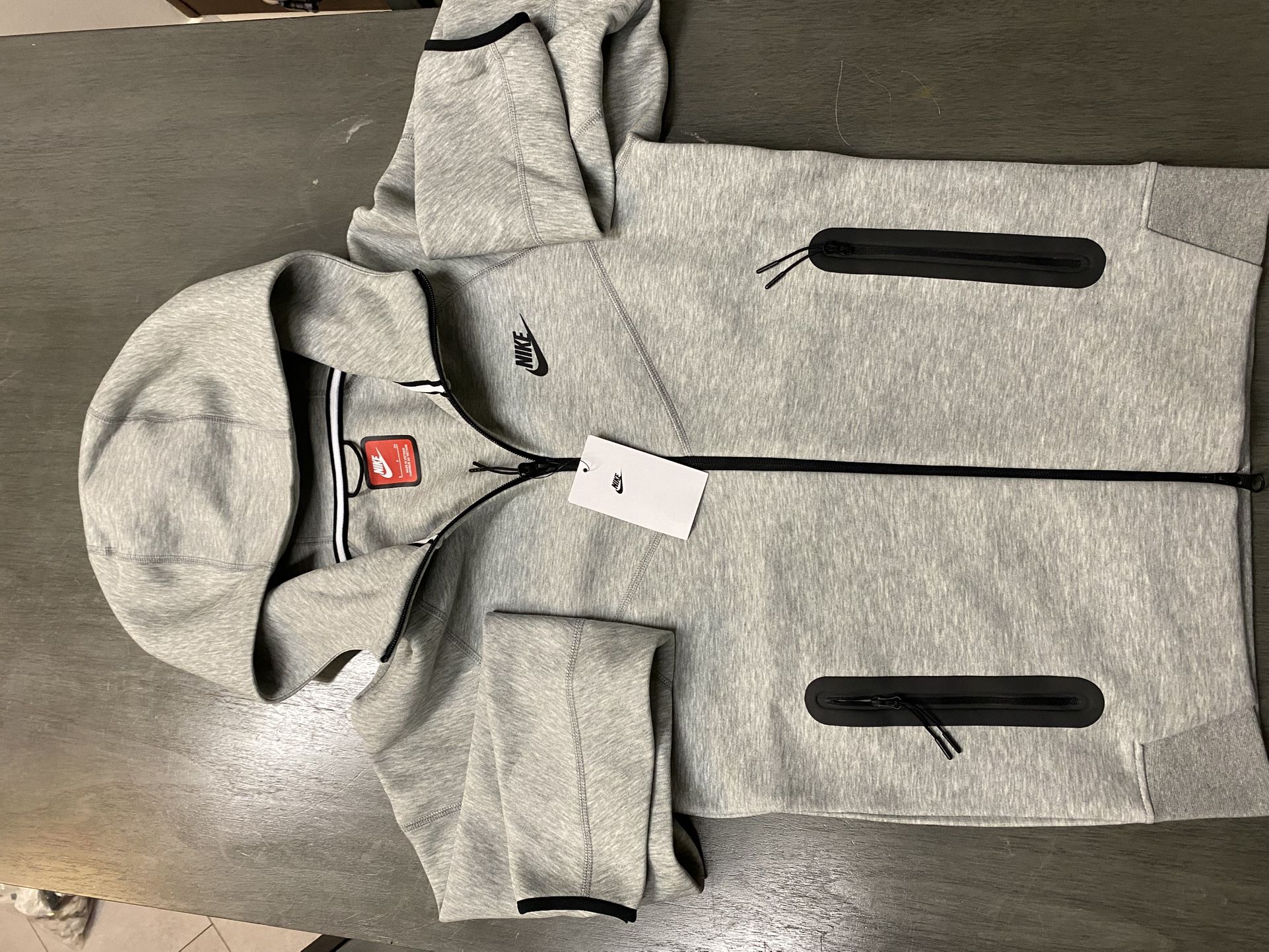 Grey Nike Tech Fleece