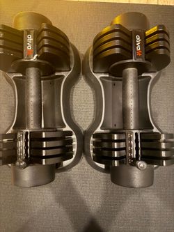 Adjustable dumbbell set up to 25 lbs each