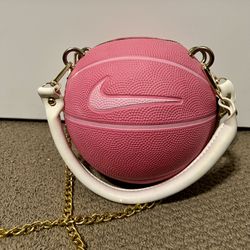 Nike basketball crossbody bag