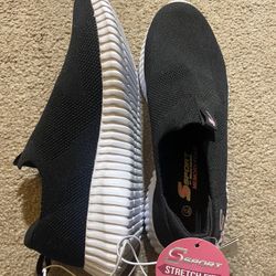 Sketchers Girls 8.5