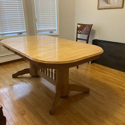 Expandable Dinning Table 
