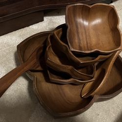 Set of Seven Midcentury Hawaiian Monkeypod Wood Bowls