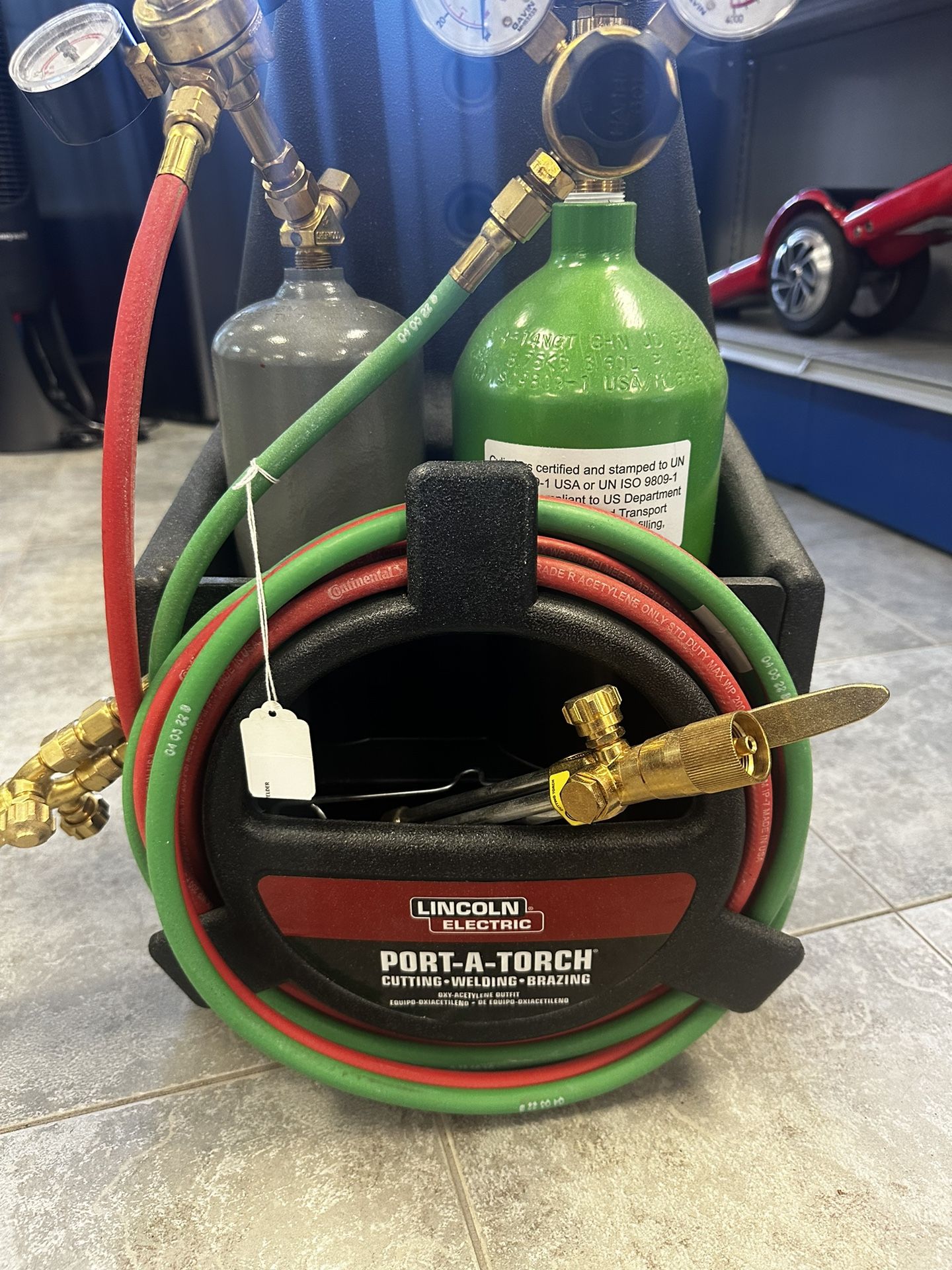 Lincoln Welder Bottle for Sale in Houston, TX OfferUp