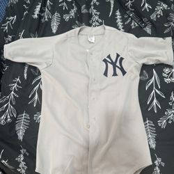 Derek Jeter Yankees Jersey