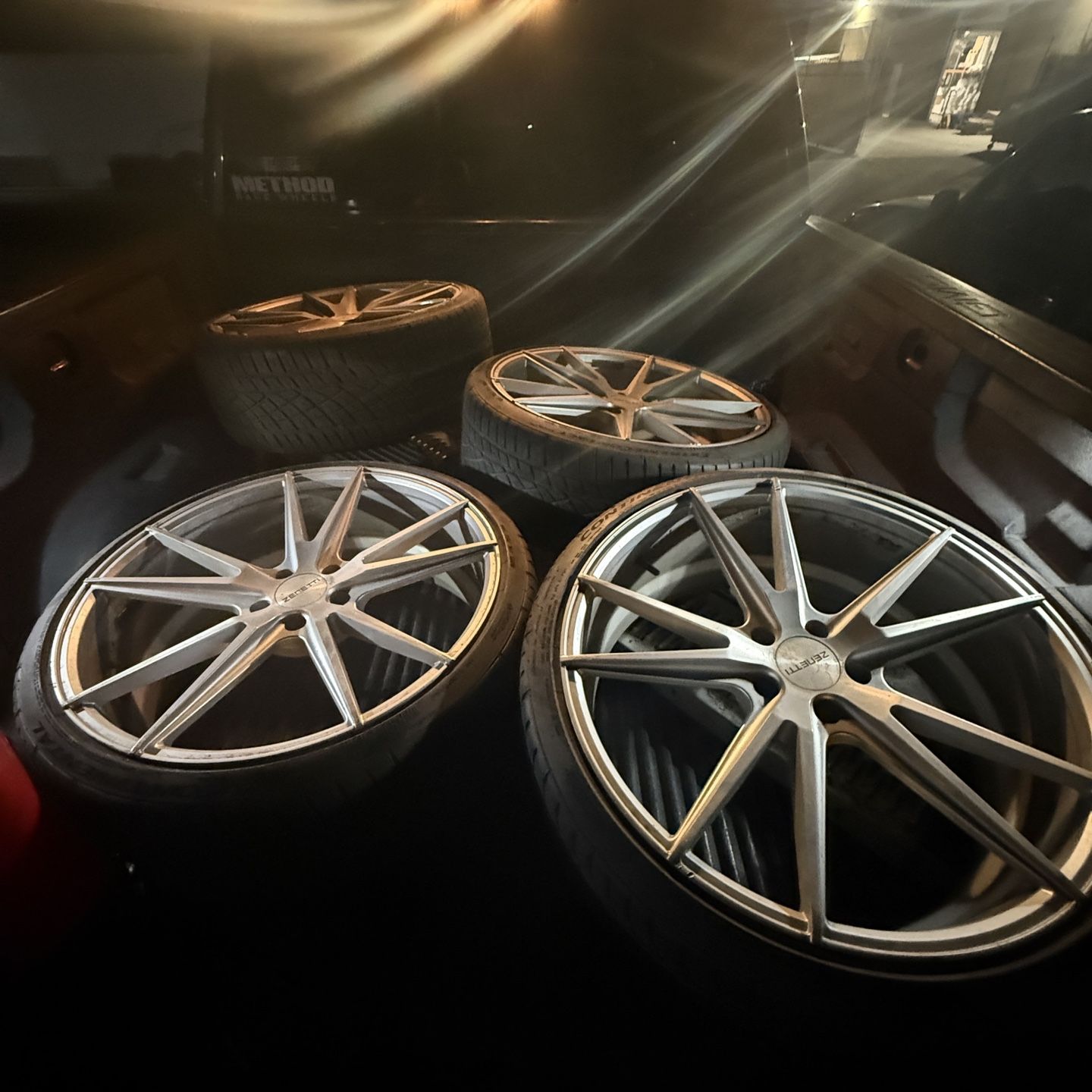 Zenetti Zenetti Venice Wheels 22x9 for Sale in Santa Ana, CA - OfferUp