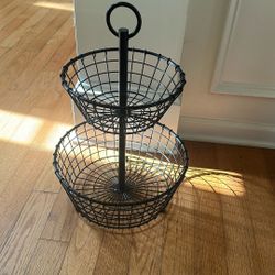 fruit and vegetable bow