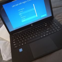 Core Innovations CLT1564BL 15.6" HD Celeron N3350 1.1GHz Intel HD Graphics 500 3GB RAM 64GB SSD Win 10 Home Black